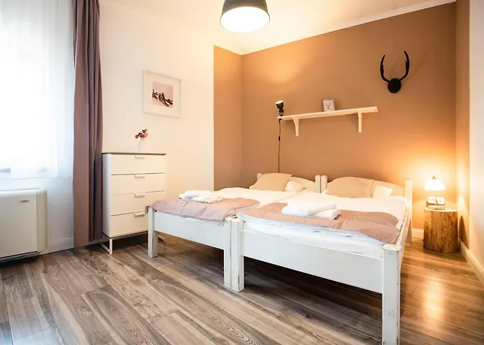 Kostel Panzio Guest house Kesztolc